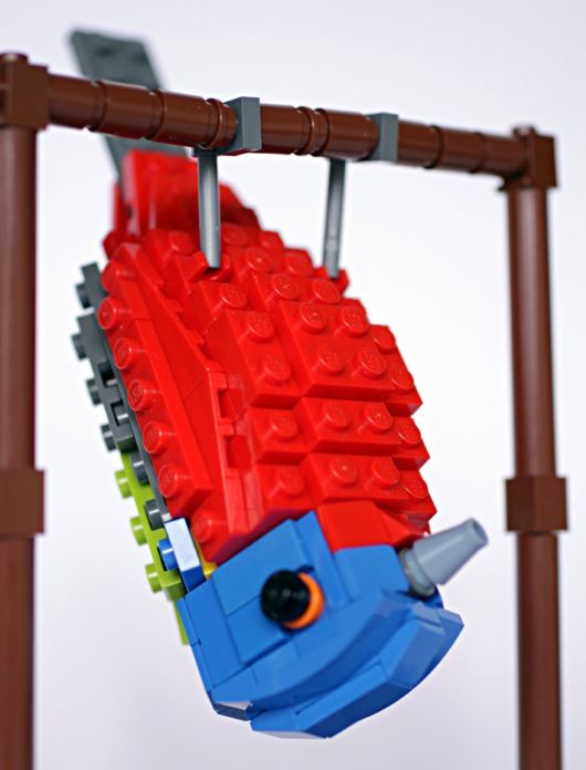 Bird Enthusiast Creates LEGO Birds