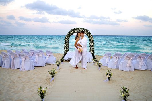 Wonderful Beach Wedding Pictures