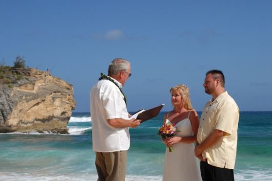 Wonderful Beach Wedding Pictures